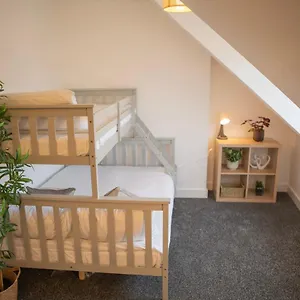  Apartment Principality Suites; Three Bed By Promise