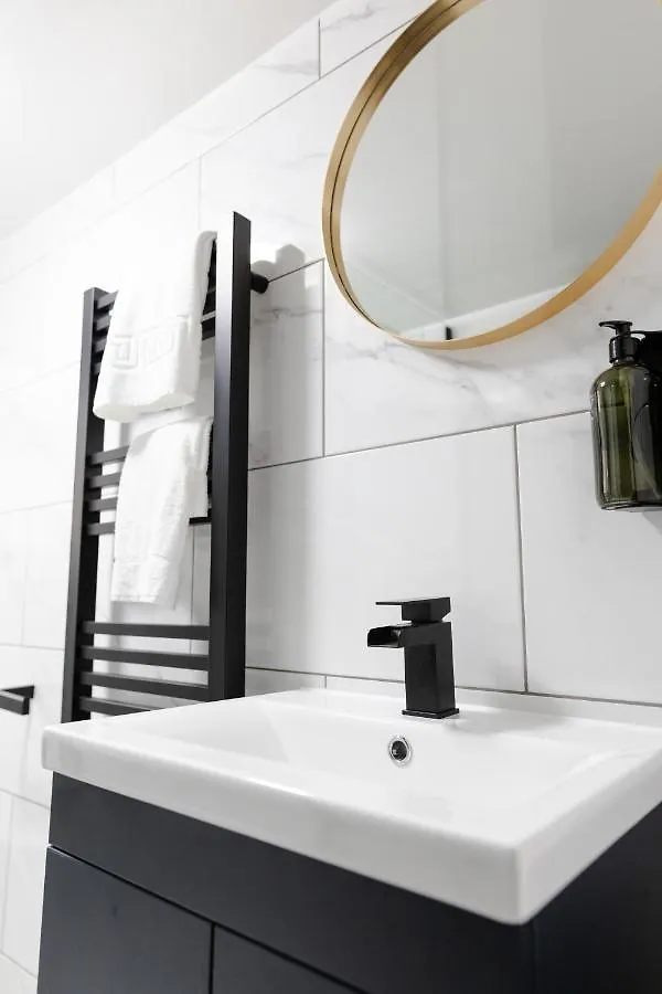 Chic Urban 2 Bedroom Apartments Cardiff